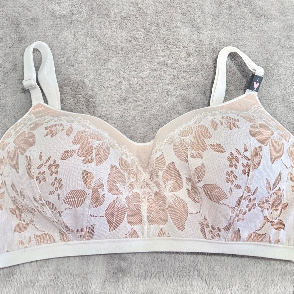 Victoria's Secret Floral Lace Wireless Bra - Cream & Nude